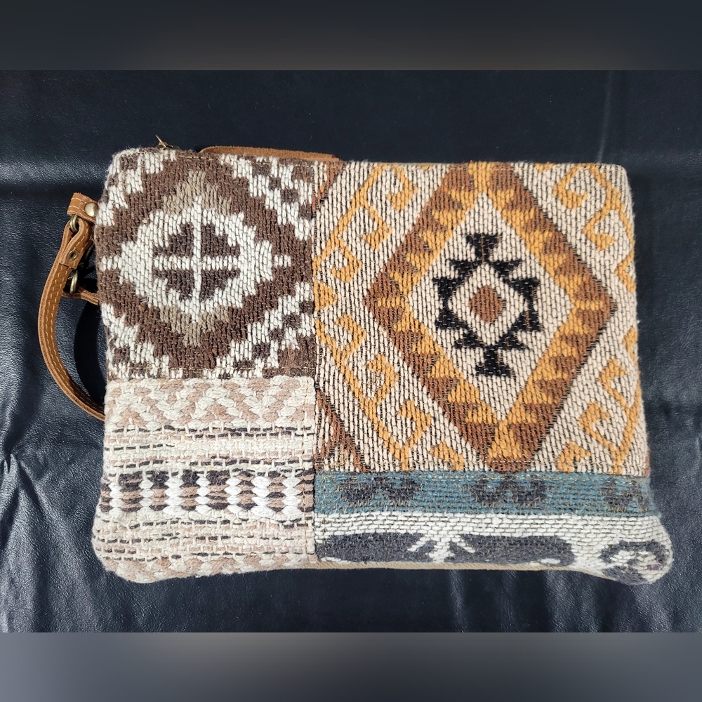 Myra hand bag